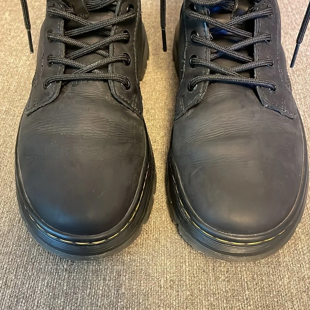 DR. MARTENS COMBS LEATHER CASUAL BOOTS - Picture 10 of 16